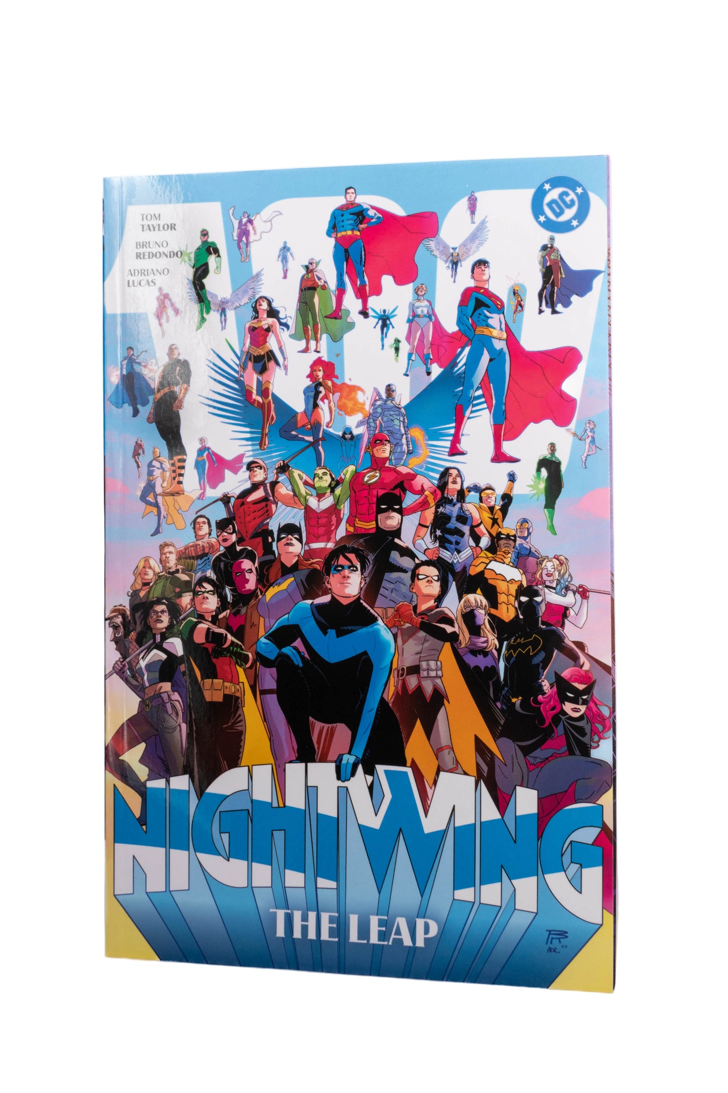 NIGHTWING VOLUME FOUR THE LEAP