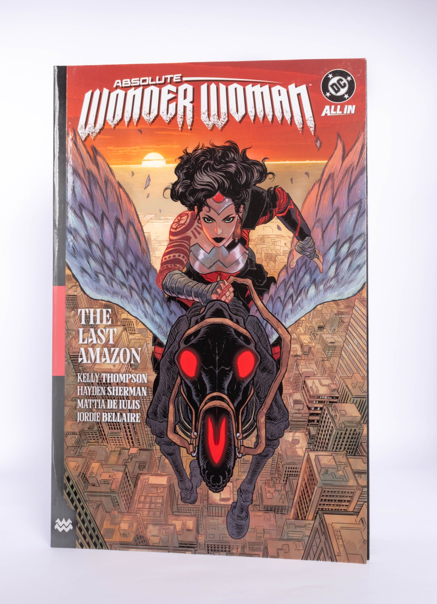 ABSOLUTE WONDER WOMAN VOLUME 01 THE LAST AMAZON