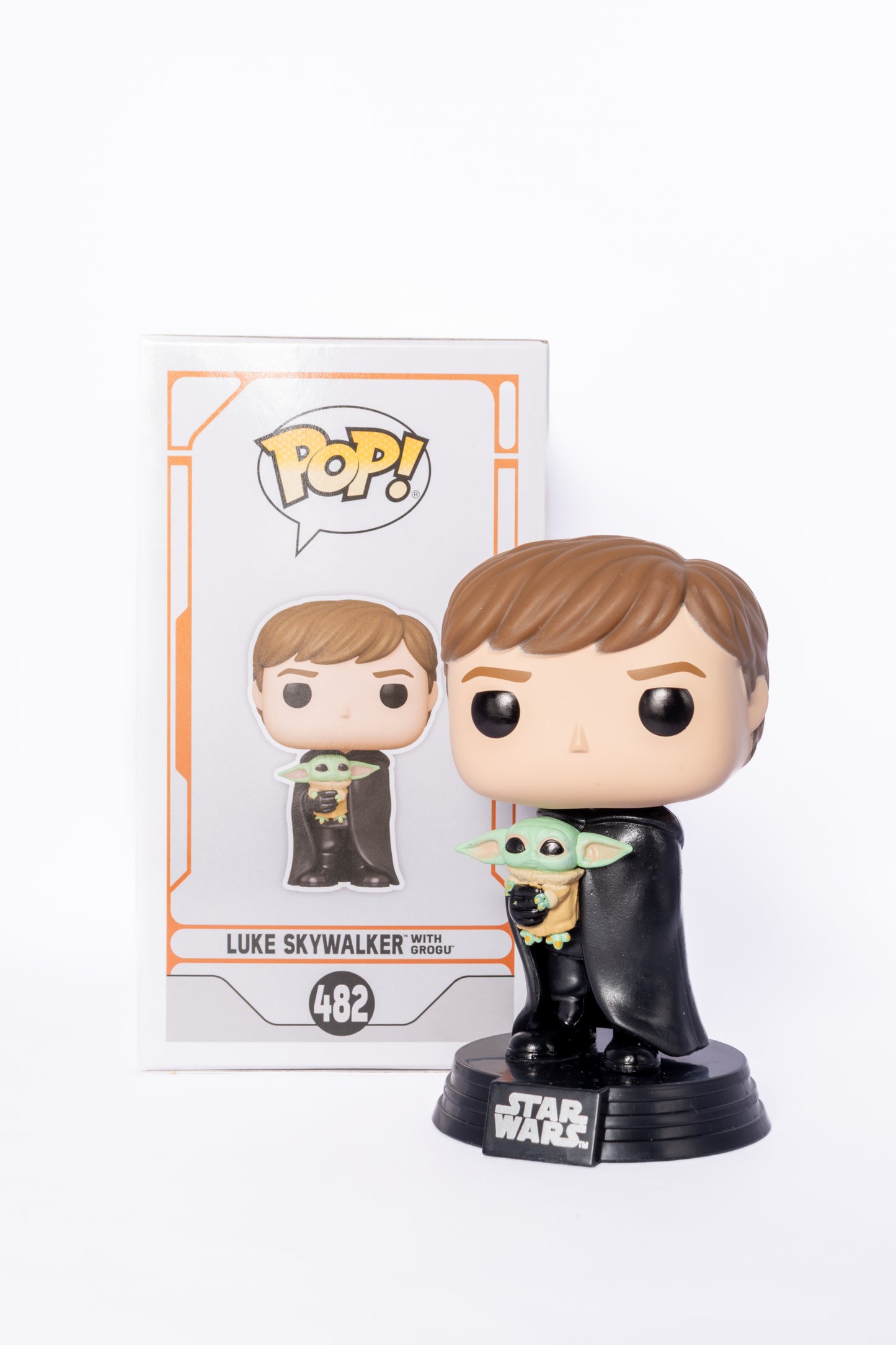 FUNKO POP LUKE SKYWALKER WITH GROGU