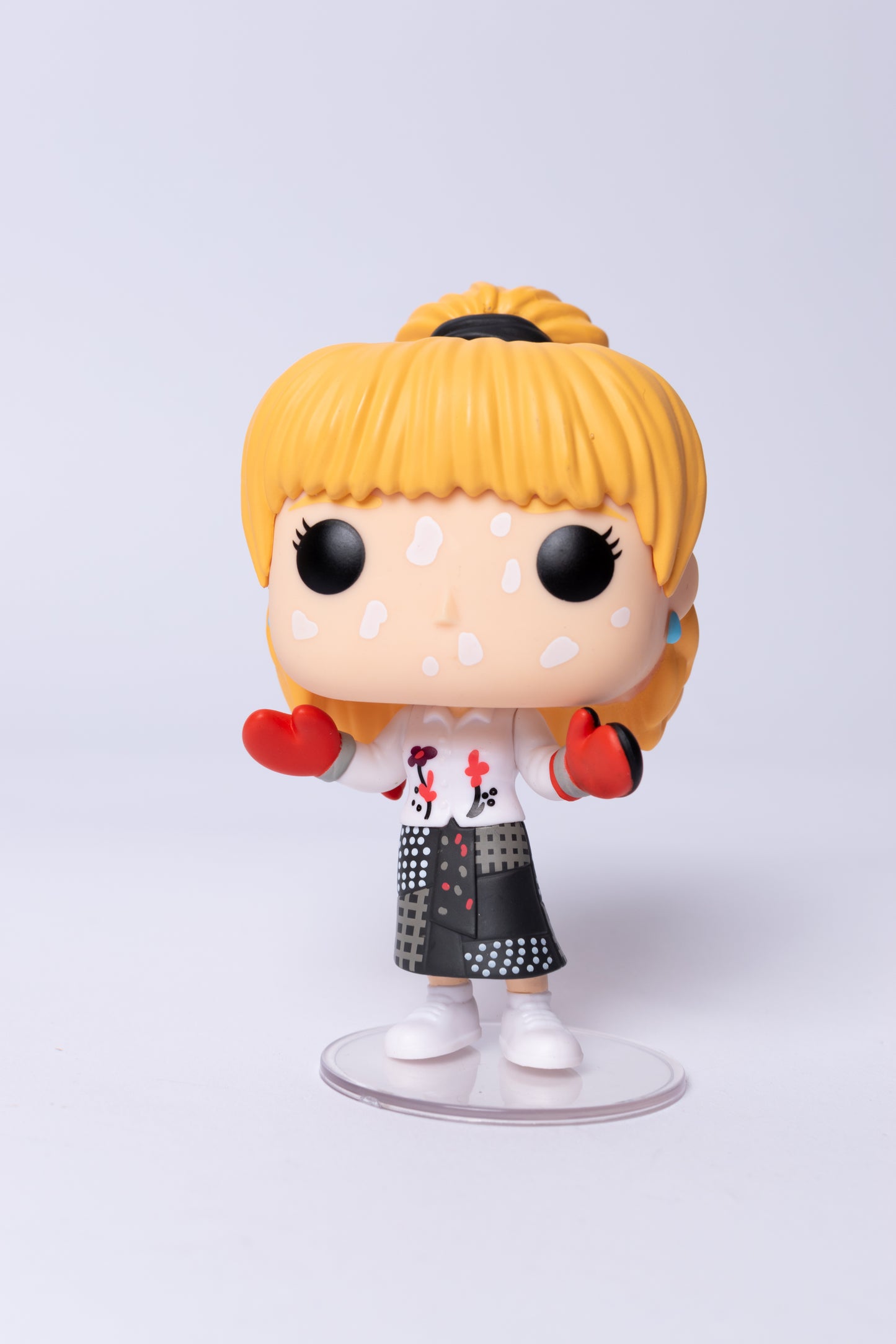 FUNKO POP FRIENDS PHOEBE WITH CHICKEN POX – Conspiracy Comics Games & Anime