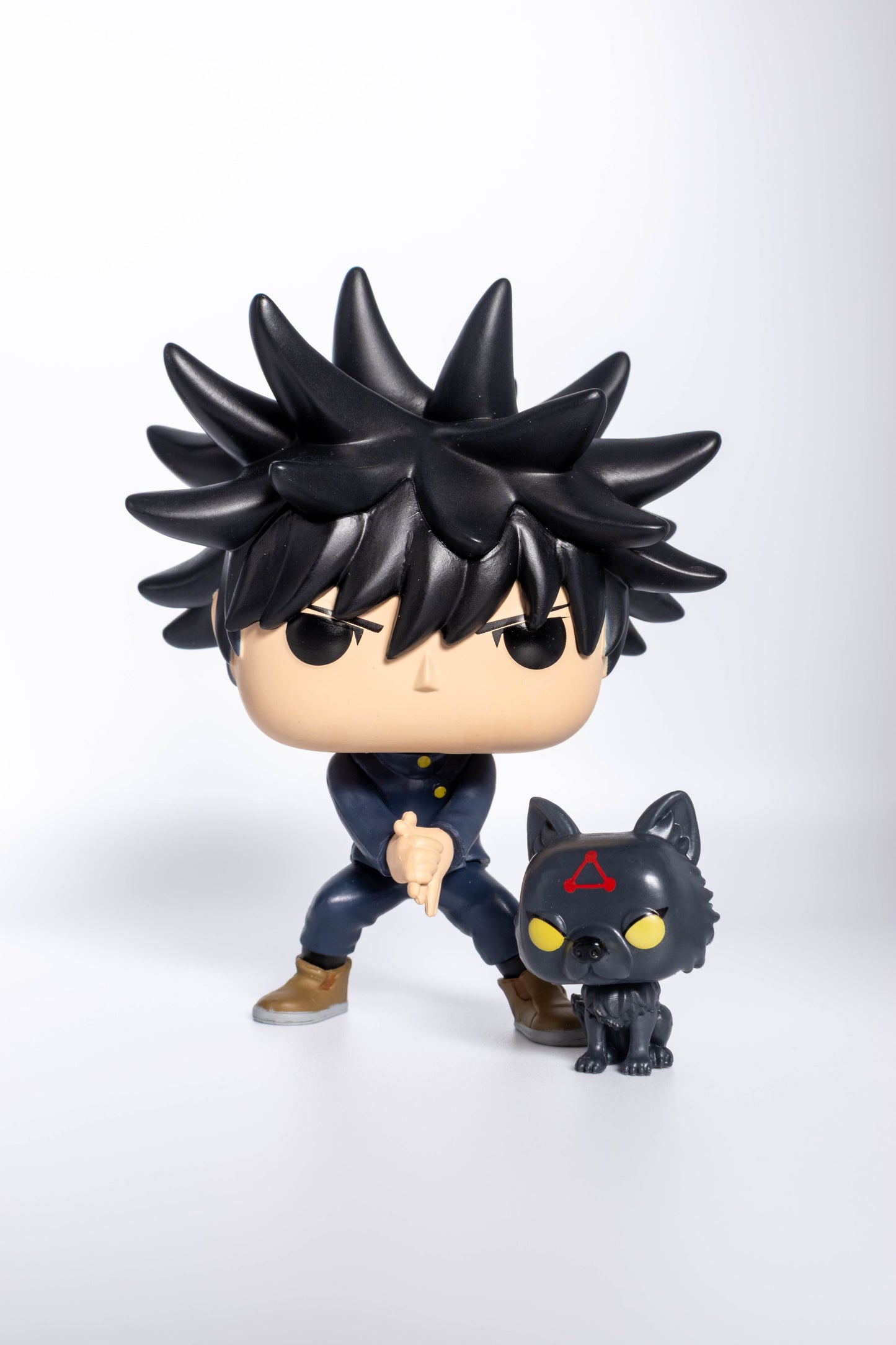 FUNKO POP JUJUTSU KAISEN MEGUMI WITH DOGS