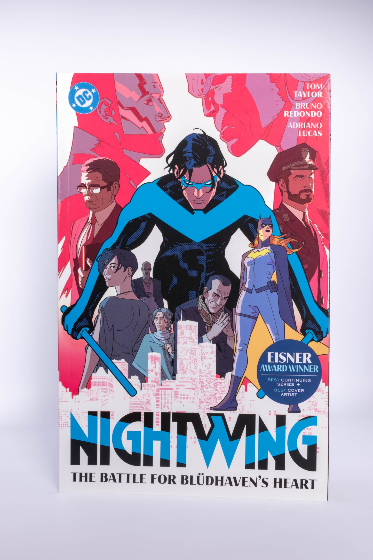 NIGHTWING VOLUME 03 THE BATTLE FOR BLUDAVEN'S HEART