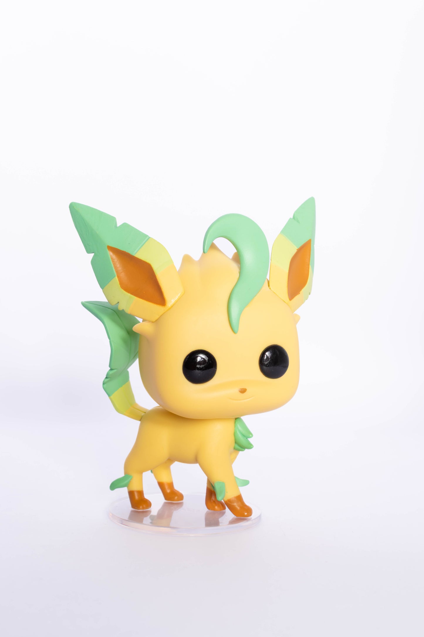 FUNKO POP POKEMON LEAFEON
