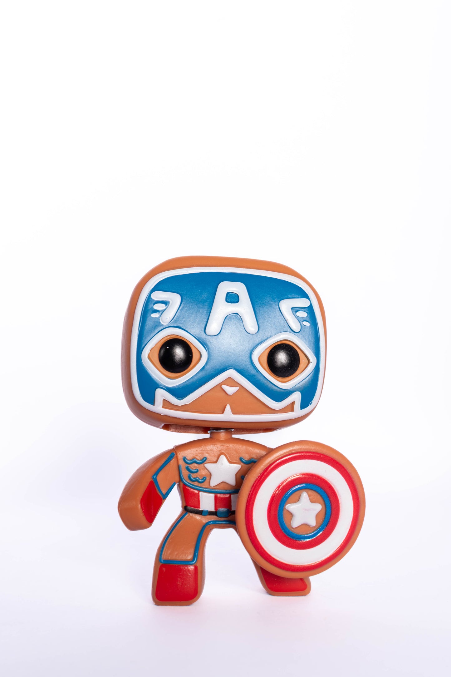 FUNKO POP GINGERBREAD CAPTAIN AMERICA