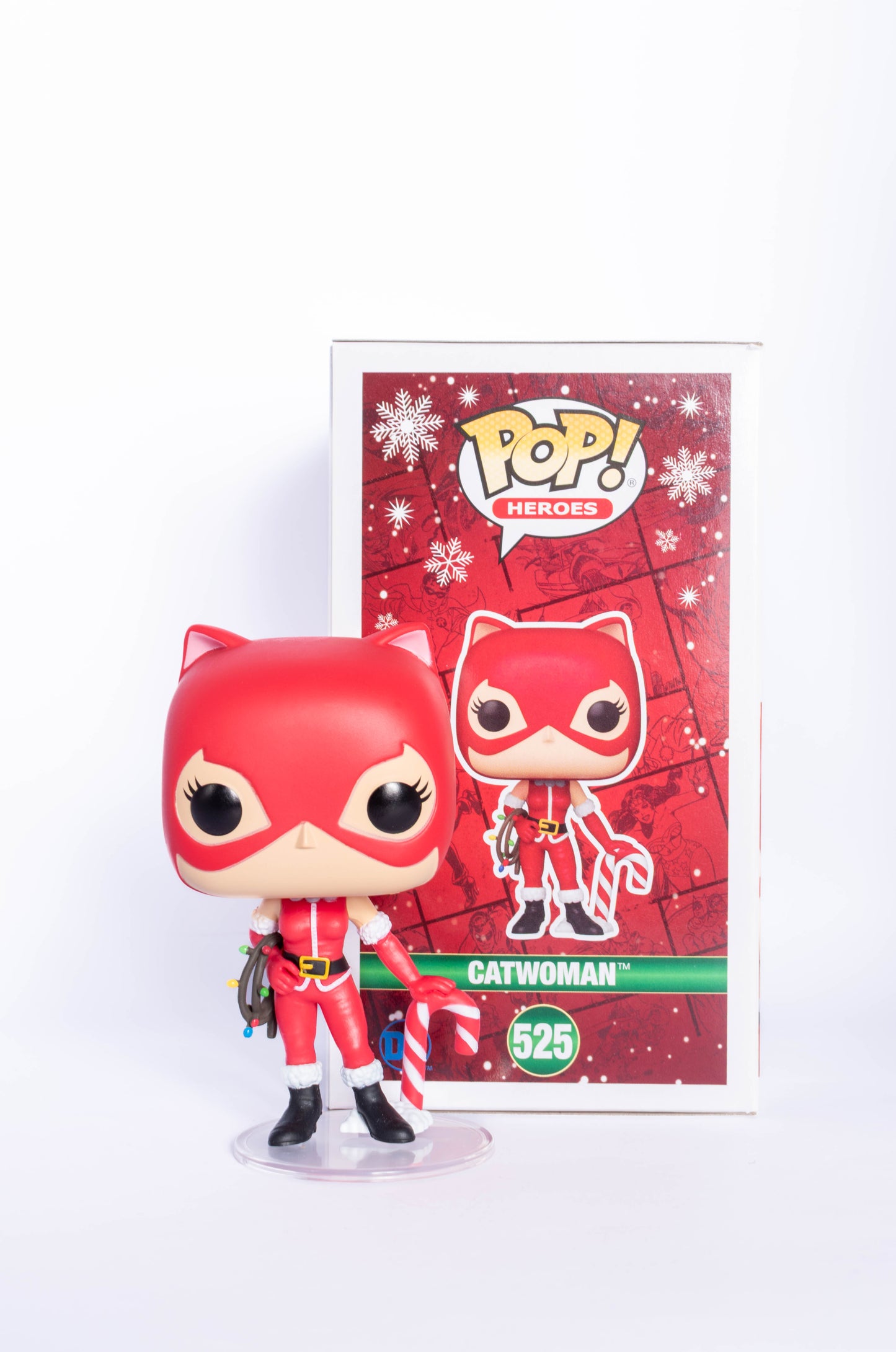 FUNKO POP CATWOMAN WITH CANDY CANE